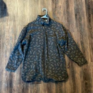 L.L.Bean Full zipup! Excellent condition.Vintage feels. Pet free Smoke Free Home